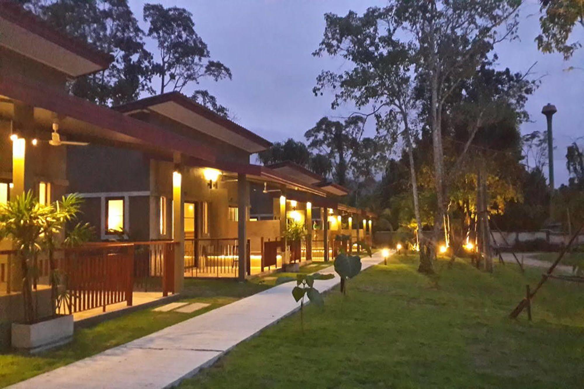 Khaolak Yama Resort - Sha Plus Khao Lak Exterior foto